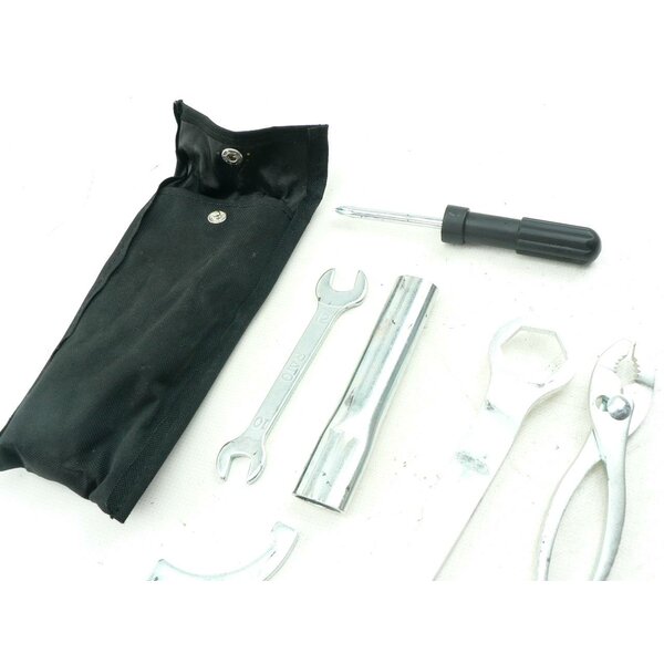 Kawasaki Z 800 D ZR800C Bordwerkzeug / tool-kit