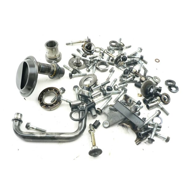 Honda CB 500 PC32 Schrauben Kleinteile Motor / screws sundries engine