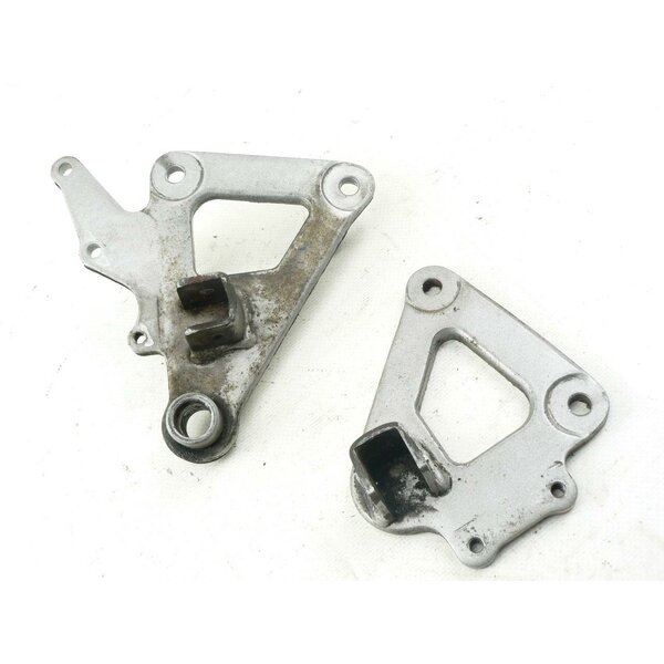 Suzuki GS 500 E GM51B Furastentrger Fahrer / driver  step bracket