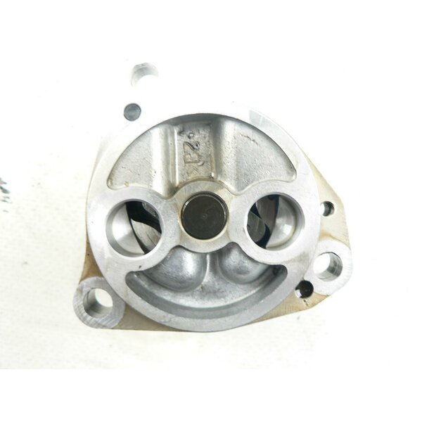 Suzuki GS 500 E GM51B Ölpumpe / oil pump