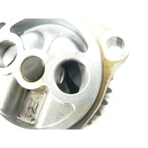 Suzuki GS 500 E GM51B Ölpumpe / oil pump