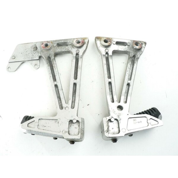 Suzuki GSF 400 BANDIT GK75B Furastentrger rechts + links Sozius / pillion step holder set