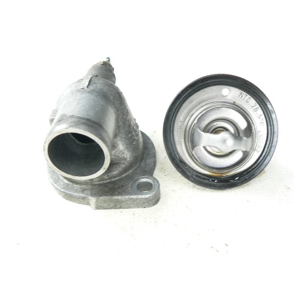 Suzuki GSX-R 600 AD Thermostatgehuse / thermostat housing