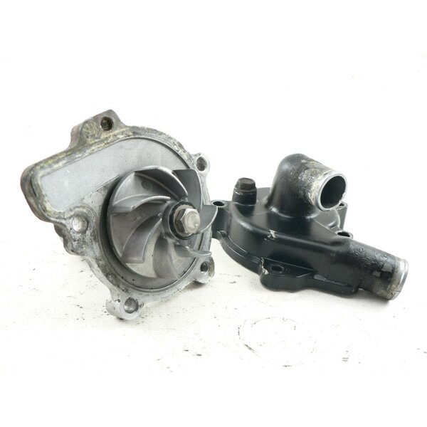 Suzuki GSF 400 BANDIT GK75B Wasserpumpe / water pump