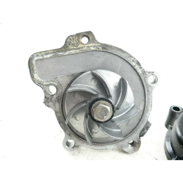 Suzuki GSF 400 BANDIT GK75B Wasserpumpe / water pump