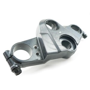 Kawasaki GPZ 1100 ZXT10E Gabelbrcke oben / upper fork...