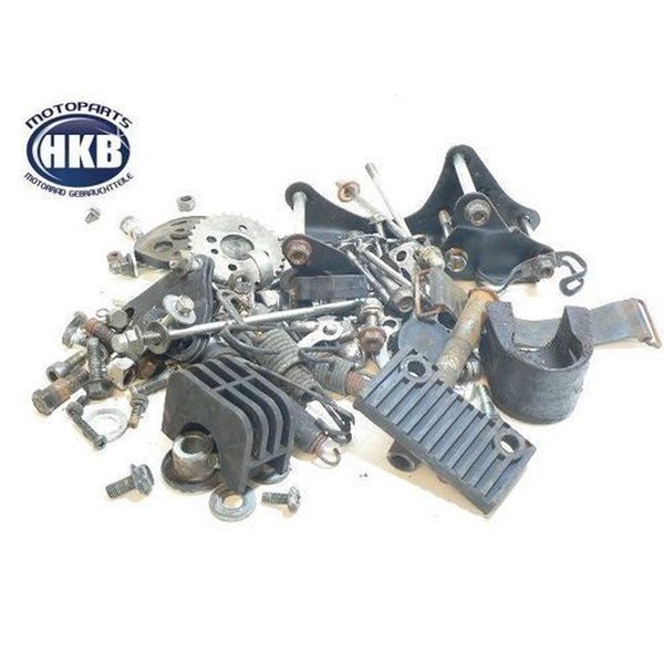 Suzuki GN 125 R NF41A Schraubensatz Kleinteile Fahrzeug / bolts set #2