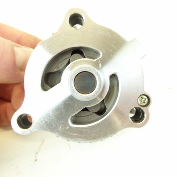 Suzuki GN 250 NJ42A lpumpe / oil pump