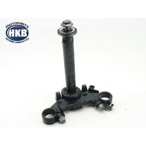 Suzuki RG 80 GAMMA NC11A Gabelbrcke unten Lenkkopf /...