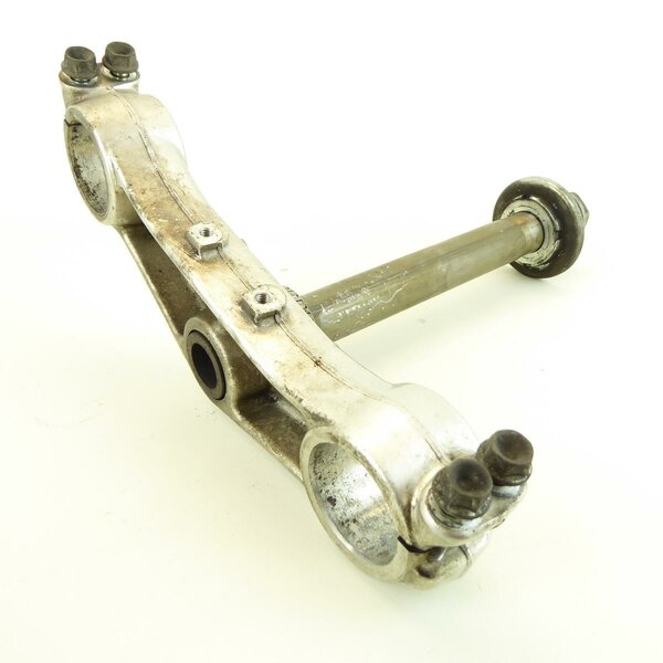 Honda VFR 750 F RC24 Gabelbrcke unten / lower fork bridge