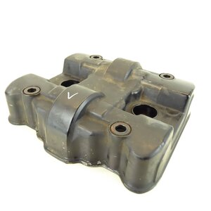 Honda VFR 750 F RC24 Ventildeckel vorderer Zylinder /...