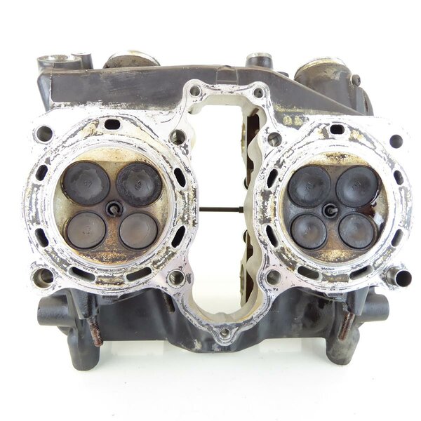 Honda VFR 750 F RC24 Zylinderkopf hinten / cylinder head rear