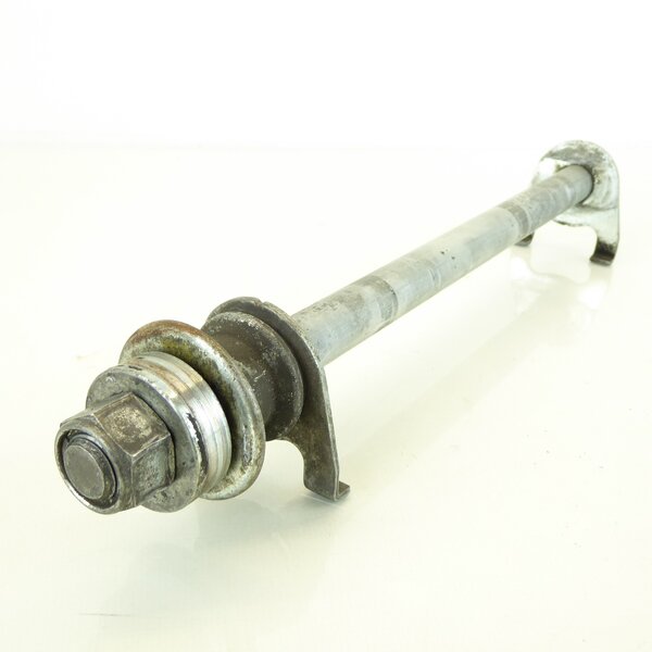 Suzuki GS 500 E GM51B Steckachse Hinterrad / rear wheel axle