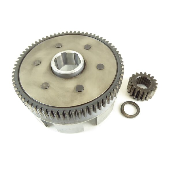 Honda CM 185 T Kupplungskorb / clutch basket