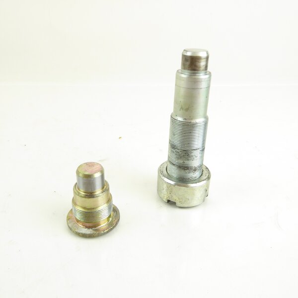 Honda NTV 650 RC33 Bolzen Schwinge / swingarm bolt