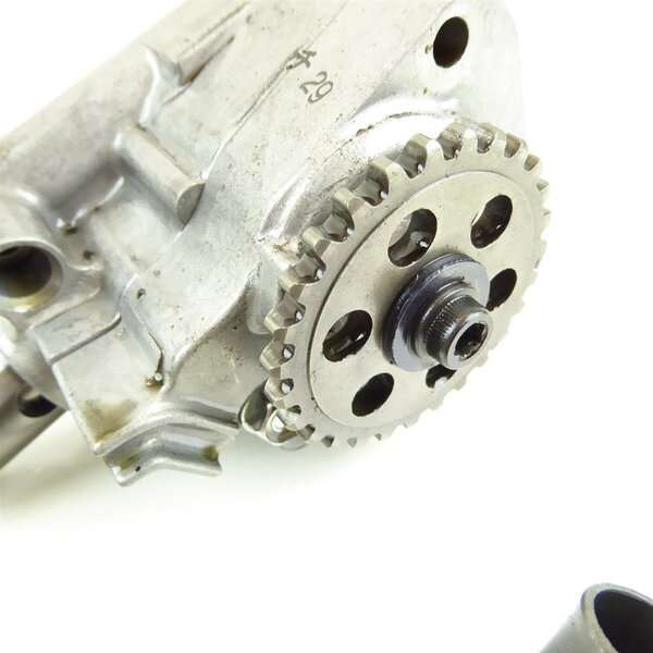 Honda NTV 650 RC33 lpumpe / oil pump