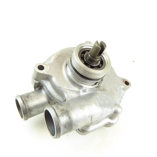 Yamaha YZF-R6 RJ03 Wasserpumpe / water pump