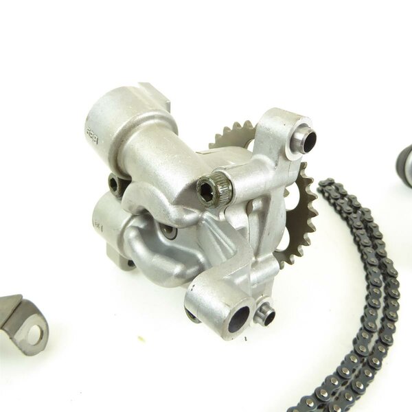 Yamaha YZF-R6 RJ03 lpumpe / oil pump