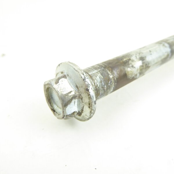 Suzuki GSX 550 E GN71D Bolzen Schwinge / rear arm bolt