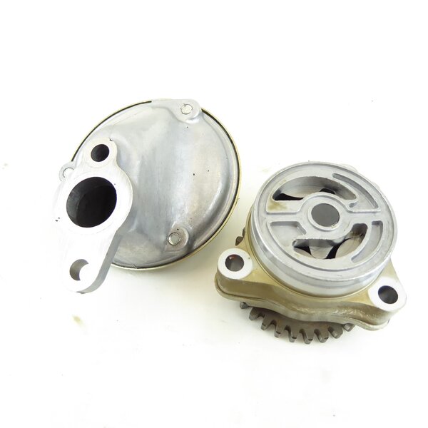 Suzuki GSX 550 E GN71D lpumpe / oil pump