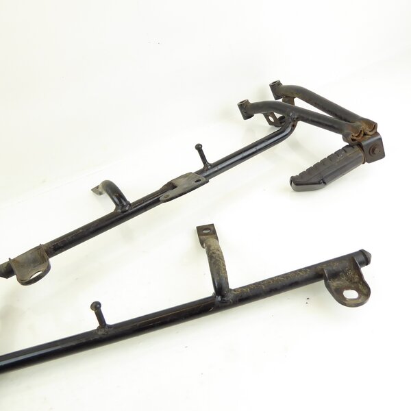 Honda CBR 600 F PC23 Halter Fußrasten Sozius Satz / rear step bracket set