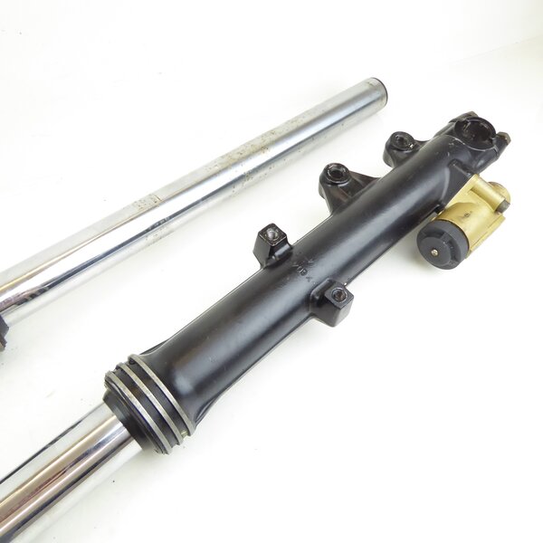 Suzuki GSX 550 E GN71D Telegabel Federgabel / front fork