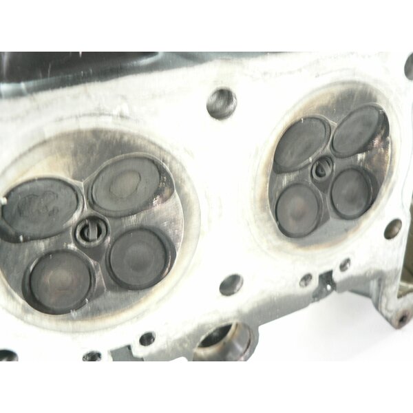 Suzuki GSX 600 F GN72B Zylinderkopf / cylinder head  #2