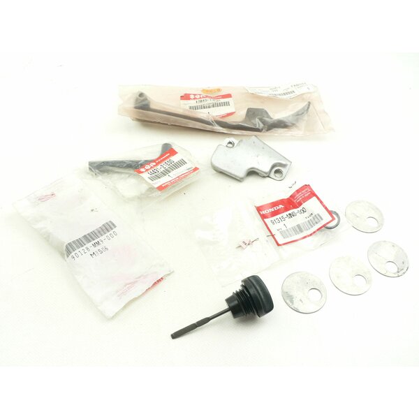 Suzuki RF 600 R GN76B Teile Konvolut / parts set