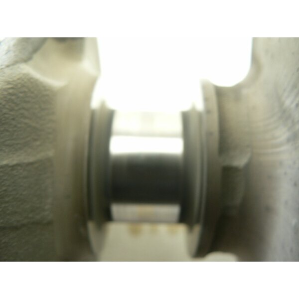 Suzuki GSX 600 F GN72B Kurbelwelle / crankshaft