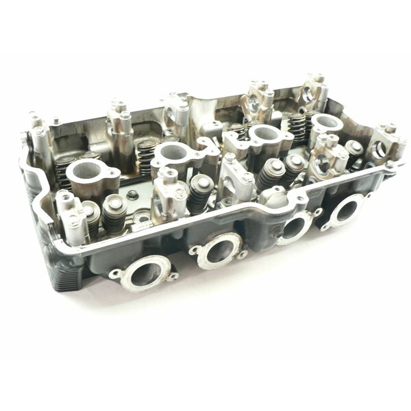 Suzuki GSX 600 F GN72B Zylinderkopf / cylinder head