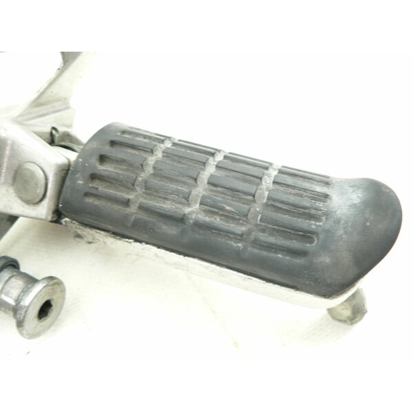 Honda CBR 600 F PC25 Fußrastenträger Fahrer links / mounting footpeg left