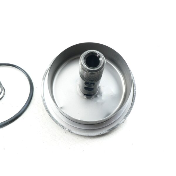 Kawasaki GPZ 550 A Uni Trak ZX550A lfilterdeckel / oil filter cap